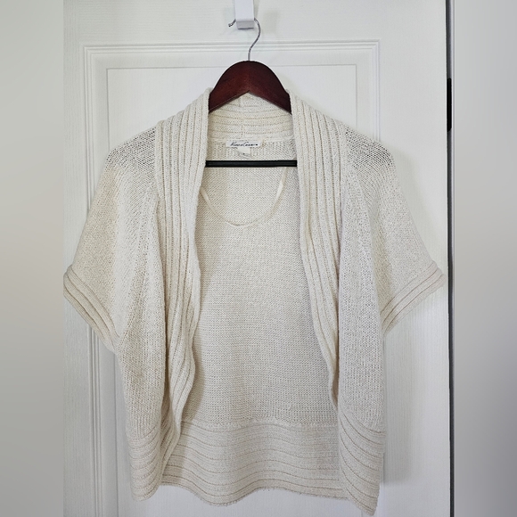 Kenneth Cole Shrug - Picture 1 of 3